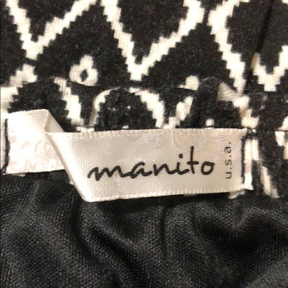 🛍️Manito dress black and white geometric design - Picture 2 of 6